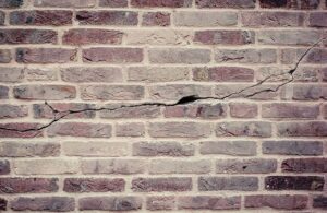 complete guide to foundation cracks