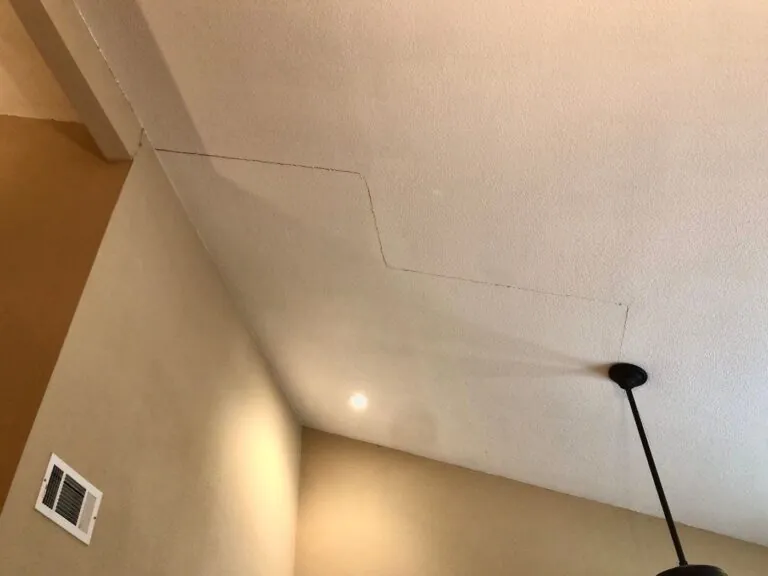 crack in ceiling