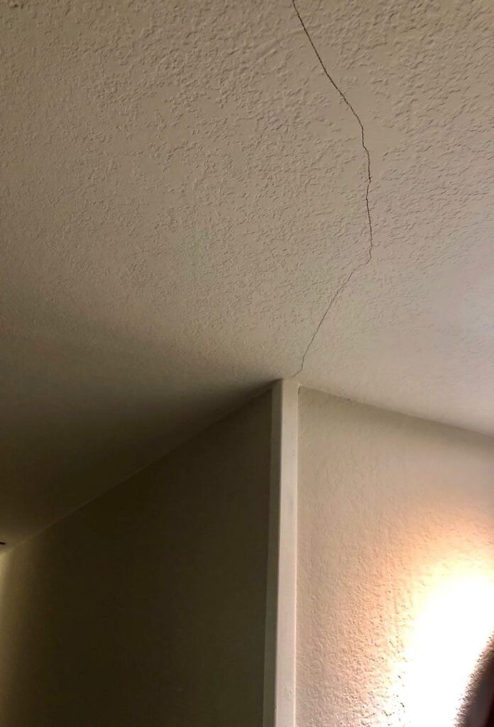 Ceiling Cracks When To Worry