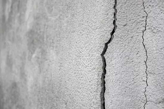 crack on foundation