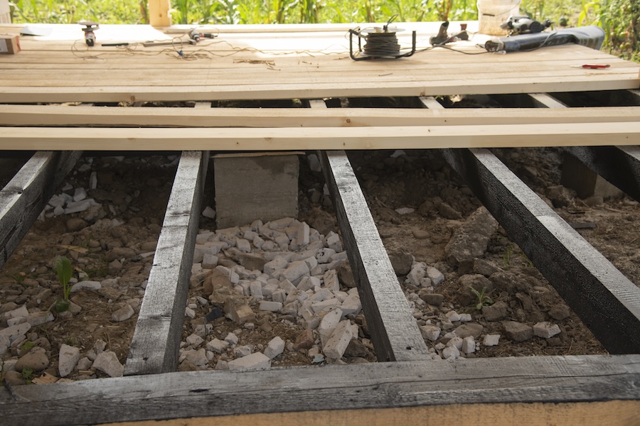 Waterproofing of wooden boards.