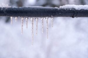 How to Keep Pipes from Freezing in a Crawl Space