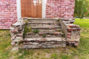How to Repair a Concrete Porch: Complete Guide for Homeowners